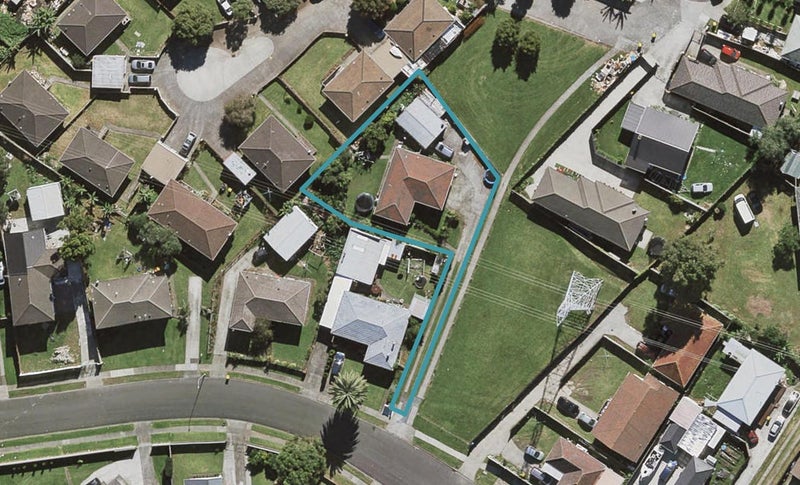 35 Ferguson Street, Mangere East, Auckland - Carousel 1