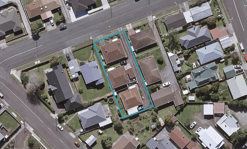 5A Webster Street, Westown, New Plymouth - Carousel 1