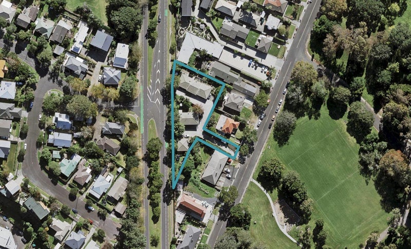60C Malvern Road, Morningside, Auckland - Carousel 1