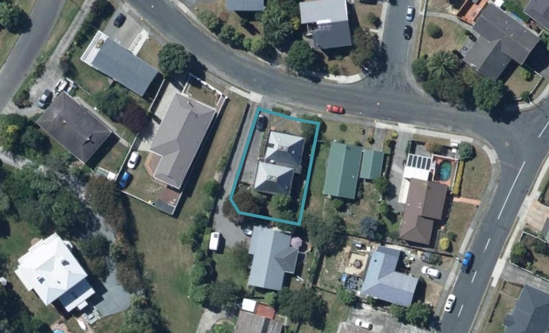 10 Romesdale Road, Papakowhai, Porirua - Carousel 1