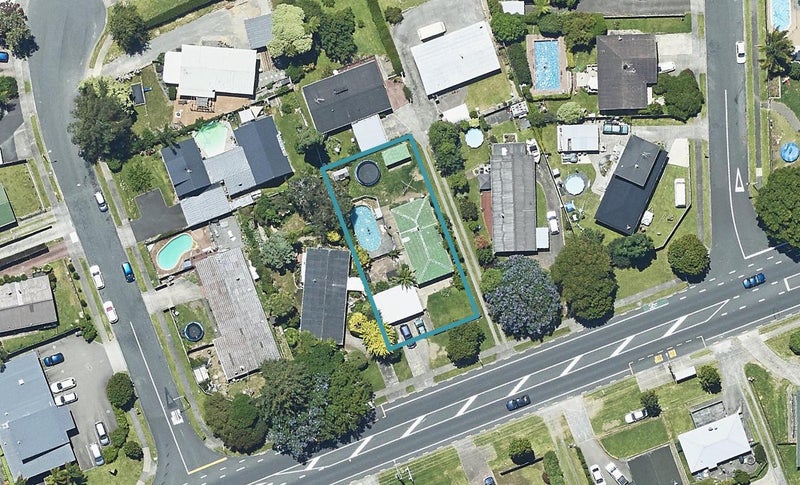 49 Welcome Bay Road, Welcome Bay, Tauranga - Carousel 1