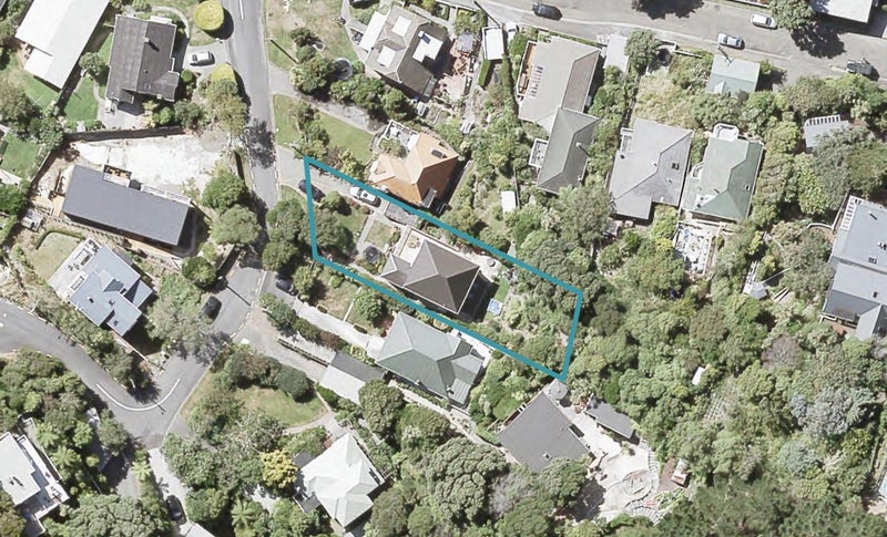 3 Marama Terrace, Eastbourne, Lower Hutt - Carousel 1