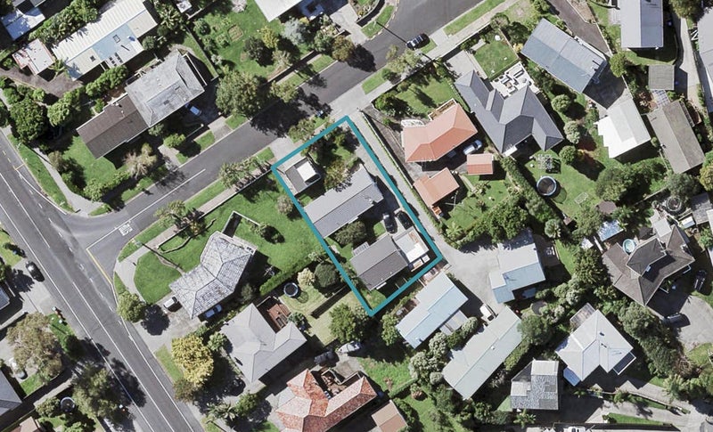 1/3 Emerson Street, Glendowie, Auckland - Carousel 1
