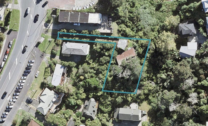 831 East Coast Road, Northcross, Auckland - Carousel 1