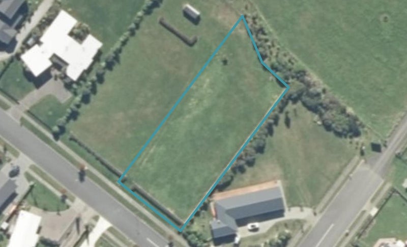 4 Montgomery Crescent, Kinloch, Taupō - Carousel 1
