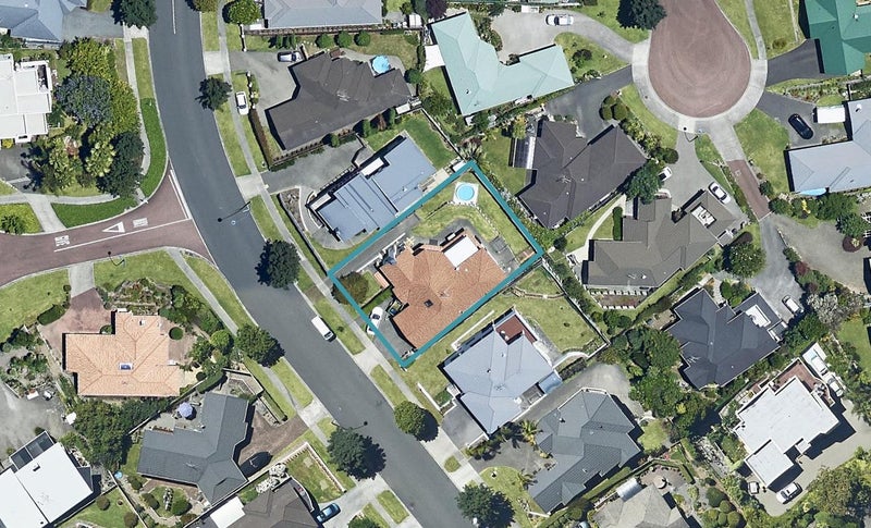 18 Sterling Gate Drive, Bethlehem, Tauranga - Carousel 1