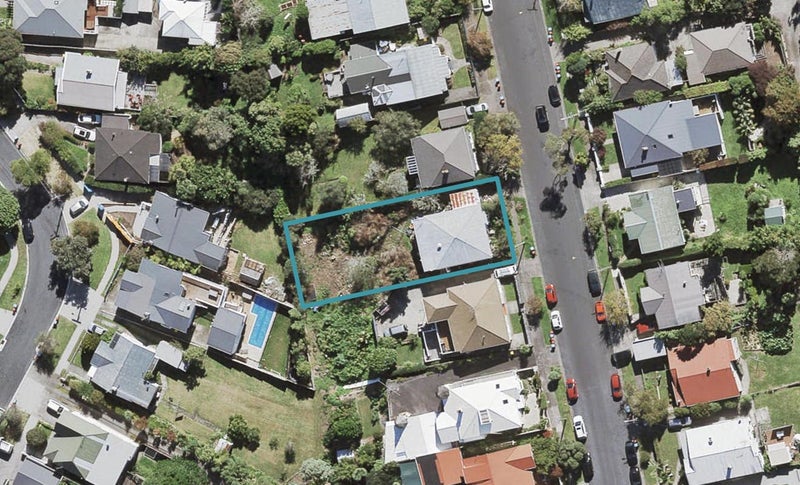 42 Mountain View Road, Morningside, Auckland - Carousel 1