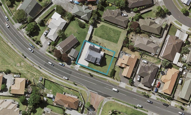 16 Hilltop Road, Clover Park, Auckland - Carousel 1