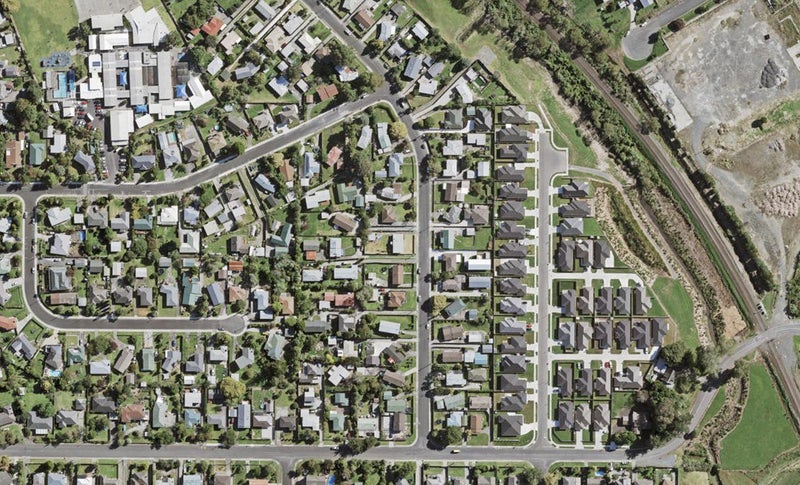 47 Greenhaven Avenue, Opaheke, Papakura - Carousel 1