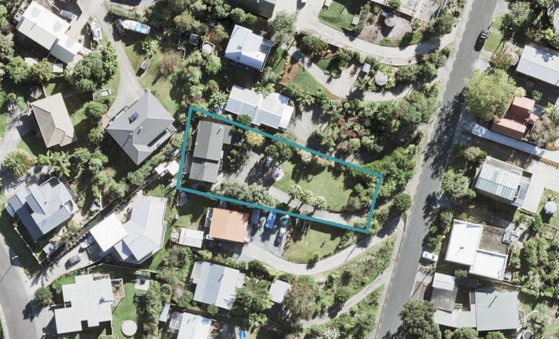 39 Stillwater Crescent, Stillwater, Silverdale - Carousel 1