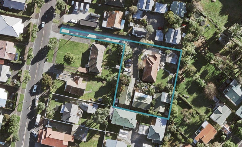 63D Woodward Road, Mount Albert, Auckland - Carousel 1