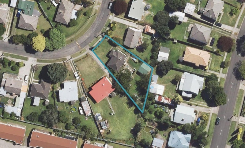 12 Kowhai Street, Te Hapara, Gisborne - Carousel 1