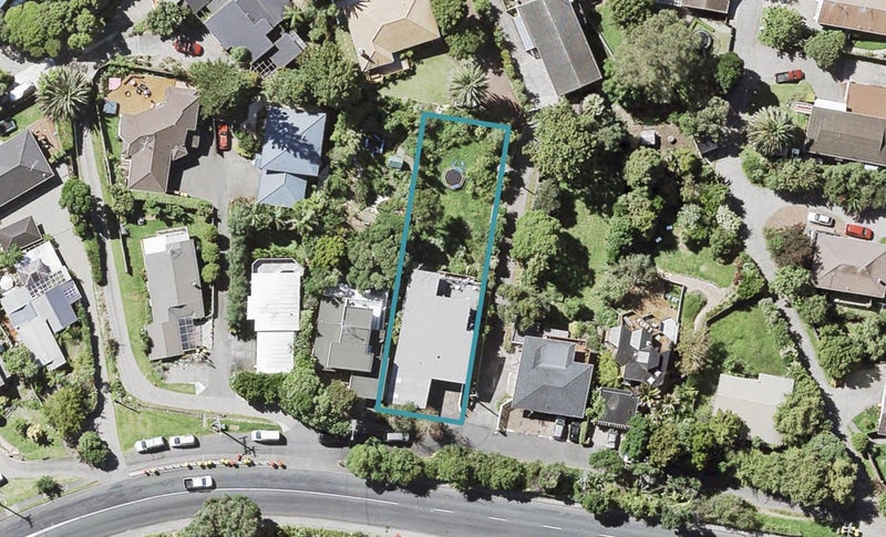 653 Beach Road, Rothesay Bay, Auckland - Carousel 1