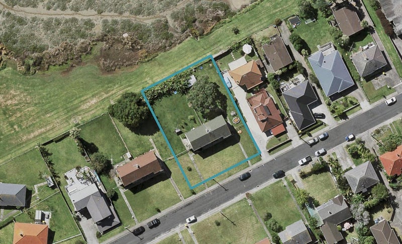 93/91 Beresford Street, Bayswater, Auckland - Carousel 1