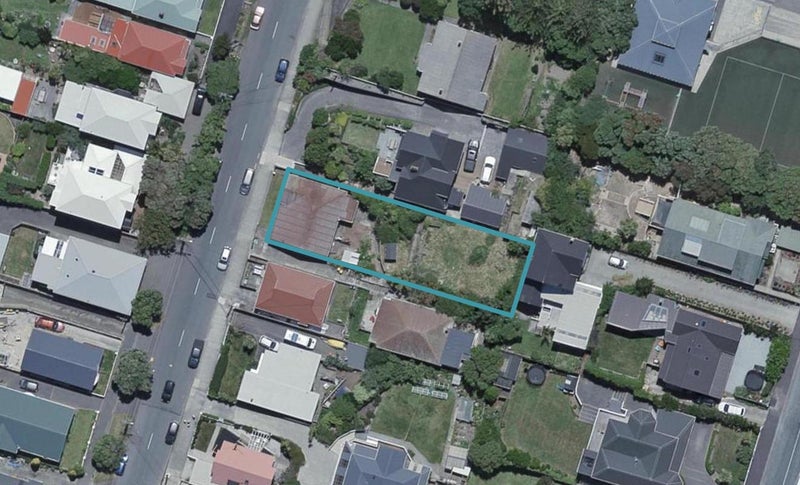 181 Clyde Street, Island Bay, Wellington - Carousel 1