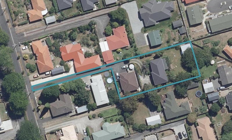 14 Macfarlane Street, Hamilton East, Hamilton - Carousel 1