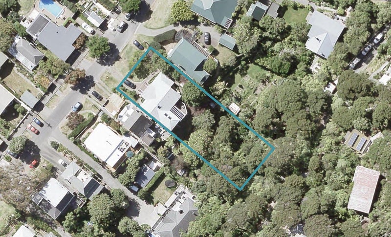 20 Mahoe Street, Eastbourne, Lower Hutt - Carousel 1