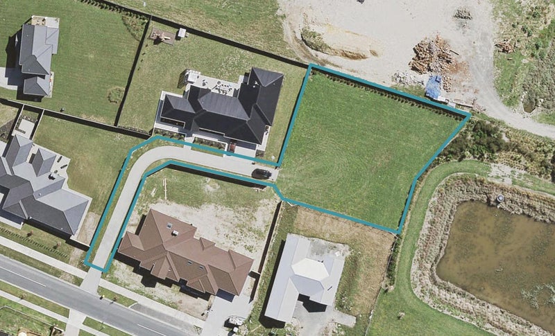 16 Parlane Drive, Huapai, Kumeū - Carousel 1