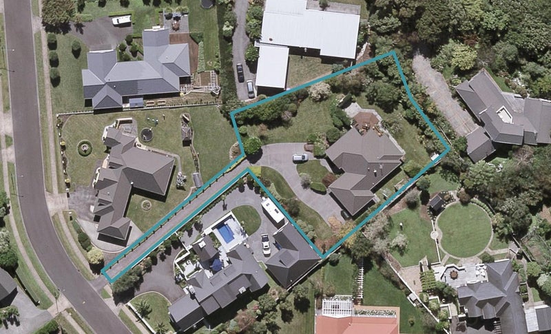 59A Shelter Grove, Frankleigh Park, New Plymouth - Carousel 1
