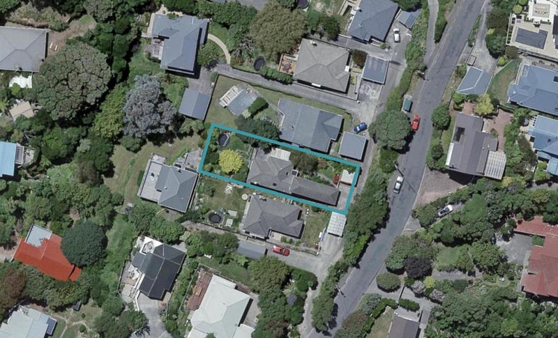 25 Nevay Road, Karaka Bays, Wellington - Carousel 1