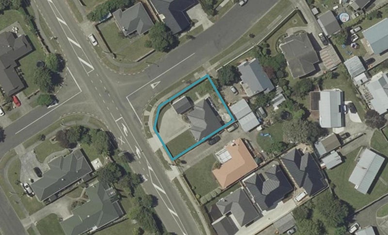 28 Roberts Line, Kelvin Grove, Palmerston North - Carousel 1