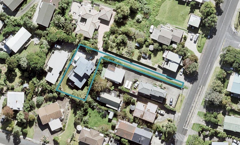 26 Stanmore Bay Road, Stanmore Bay, Whangaparaoa - Carousel 1