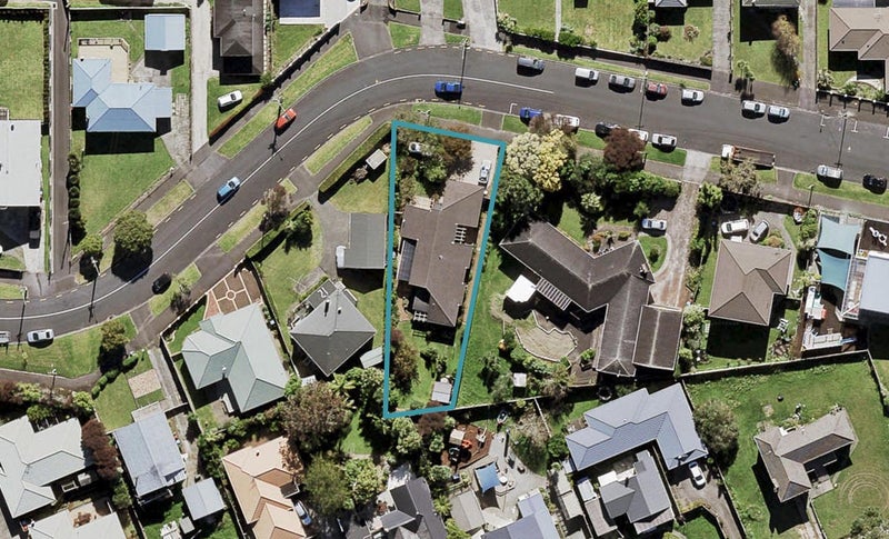10 Heaphy Street, Blockhouse Bay, Auckland - Carousel 1