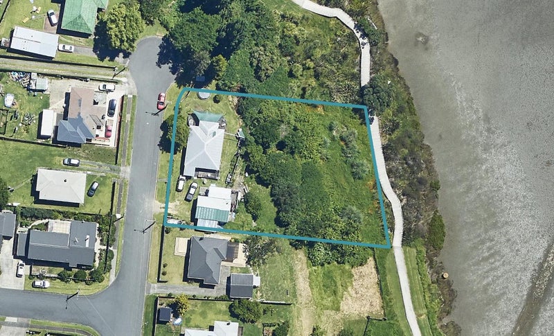 16 Te Kaponga Street, Brookfield, Tauranga - Carousel 1
