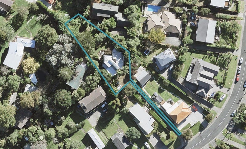 52A Woodlands Crescent, Browns Bay, Auckland - Carousel 1