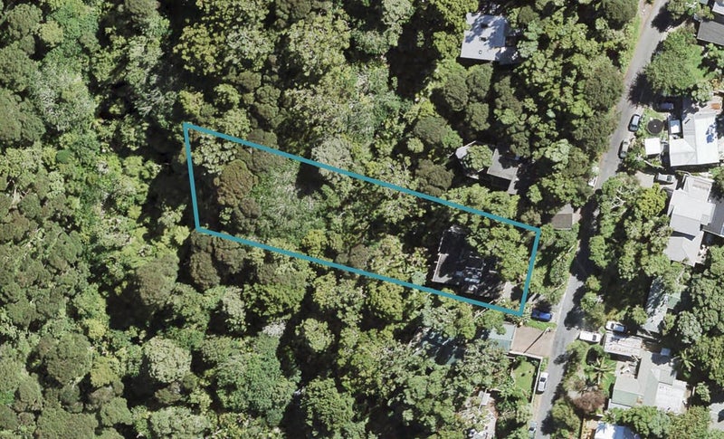 75 Kauri Point Road, Laingholm, Auckland - Carousel 1