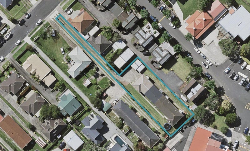 3/44 Dominion Street, Takapuna, Auckland - Carousel 1