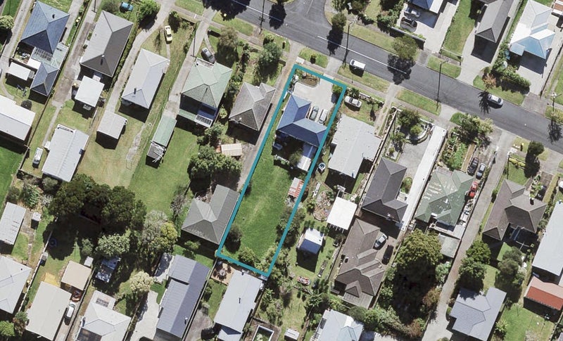 14 Brains Road, Kelston, Auckland - Carousel 1