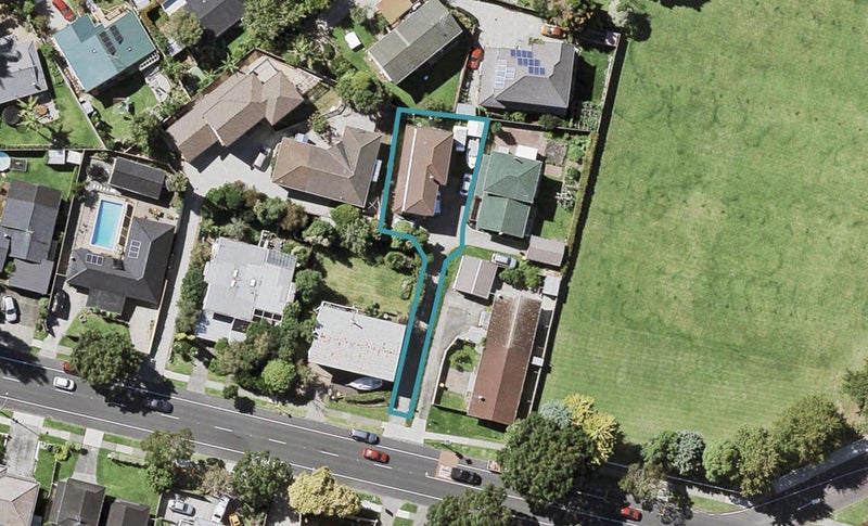12A Butley Drive, Farm Cove, Auckland - Carousel 1