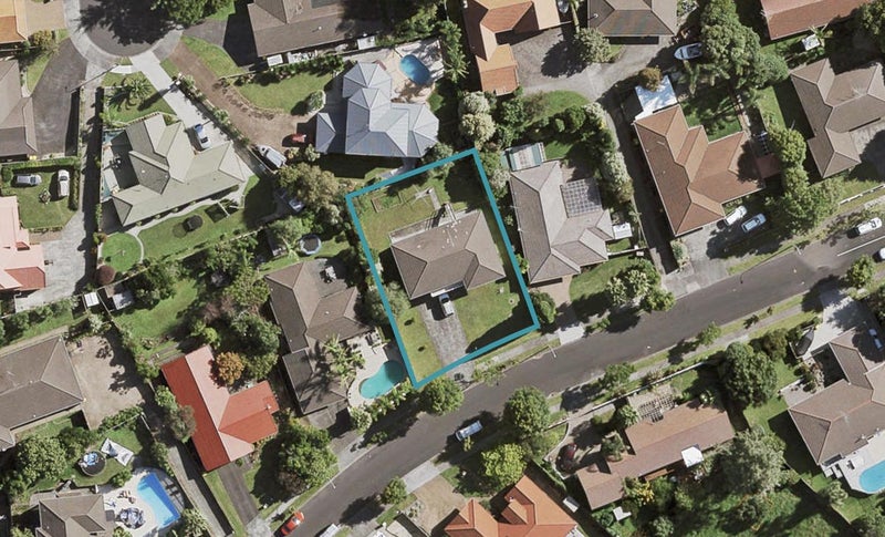 11 Keywella Drive, Conifer Grove, Takanini - Carousel 1