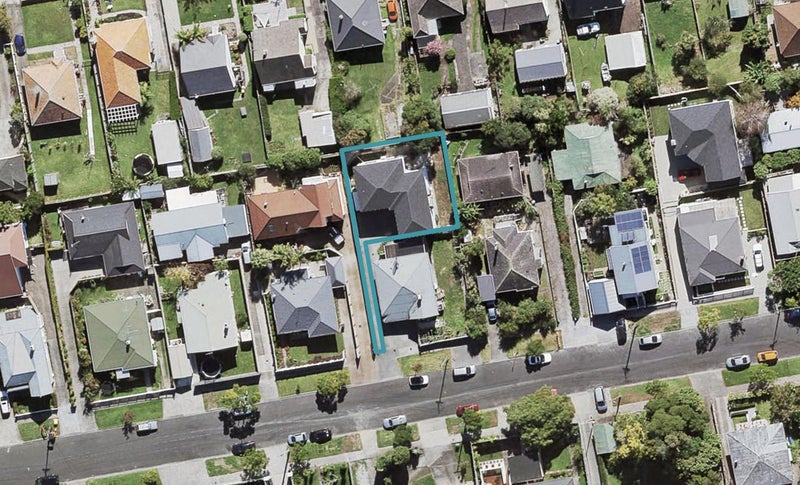 18A Fontenoy Street, Mount Albert, Auckland - Carousel 1