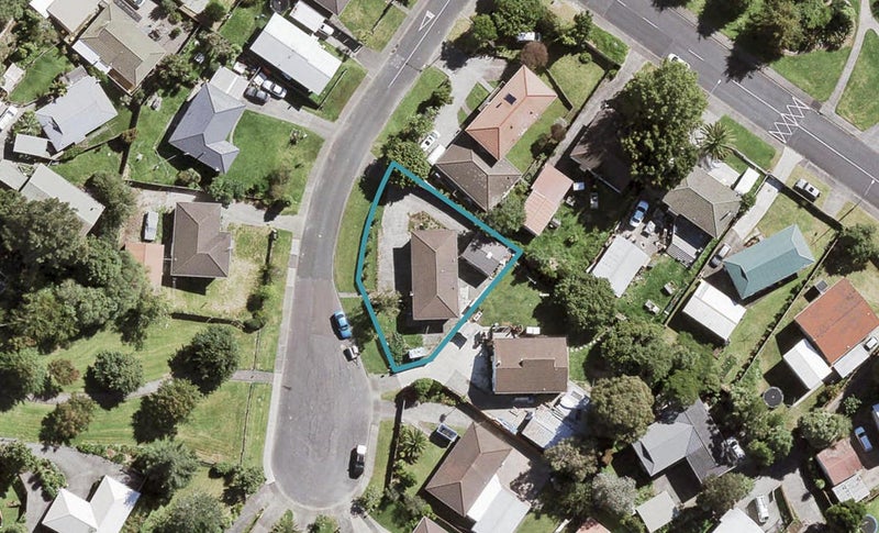 4 Andelko Place, Henderson, Auckland - Carousel 1