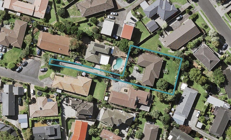 12 Padfield Place, Sunnyhills, Auckland - Carousel 1