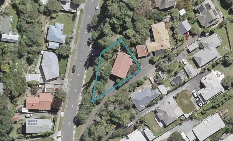 15 Field Street, Silverstream, Upper Hutt - Carousel 1