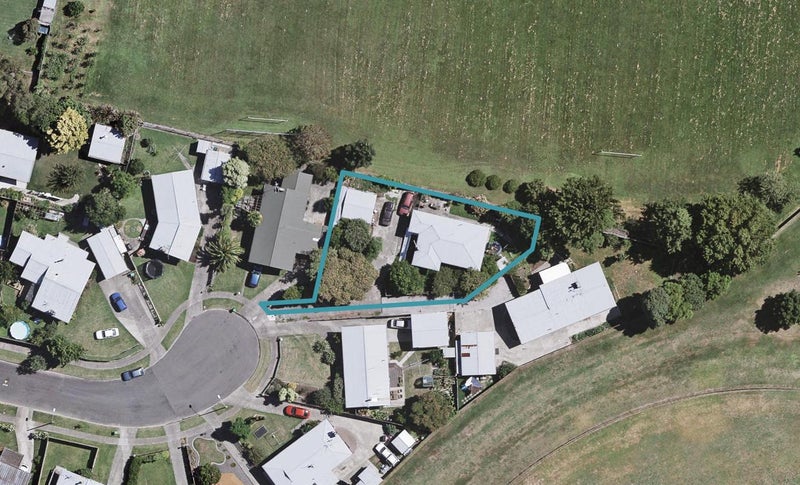 35 Frickleton Street, Taradale, Napier - Carousel 1