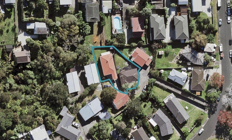 2/7 Powrie Street, Glenfield, Auckland - Carousel 1