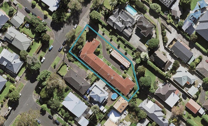 2/34 Kitenui Avenue, Mount Albert, Auckland - Carousel 1