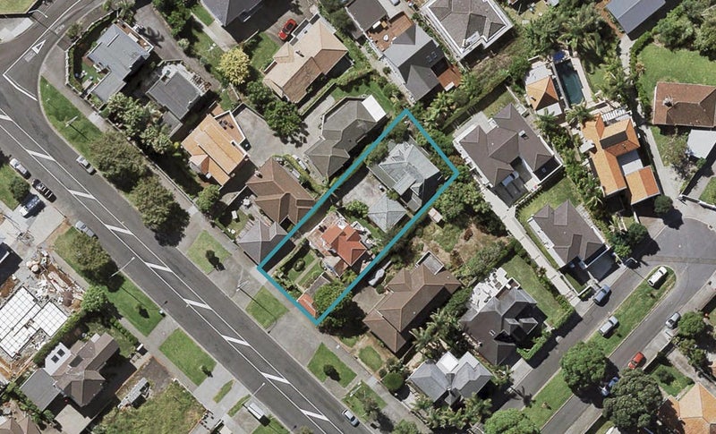 2/126 Coates Avenue, Orakei, Auckland - Carousel 1