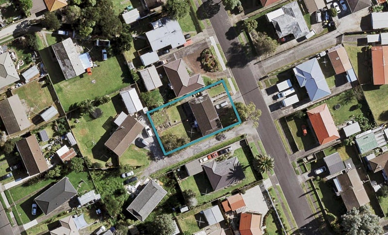 10 Arnwood Street, Manurewa, Auckland - Carousel 1