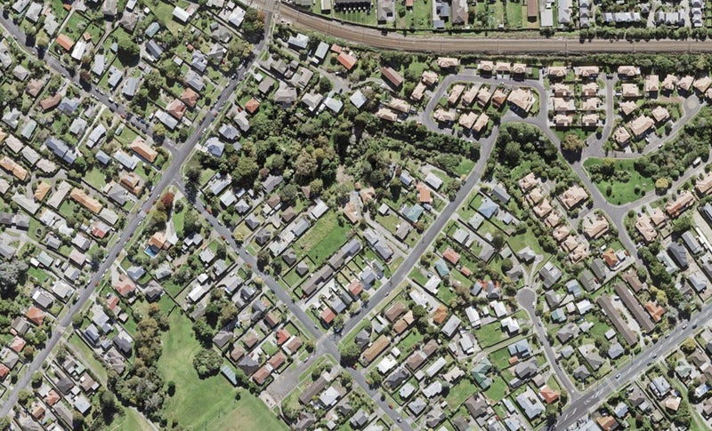 12 Westall Road, New Lynn, Auckland - Carousel 1