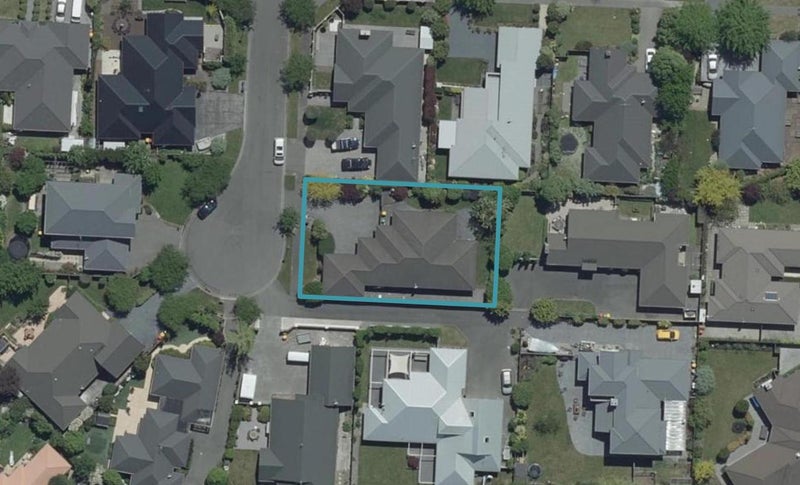 3 Hemsworth Mews, Casebrook, Christchurch - Carousel 1