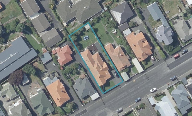 25 Coughtrey Street, Saint Clair, Dunedin - Carousel 1