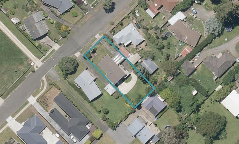 3 Tirimoana Place, Otamatea, Whanganui - Carousel 1
