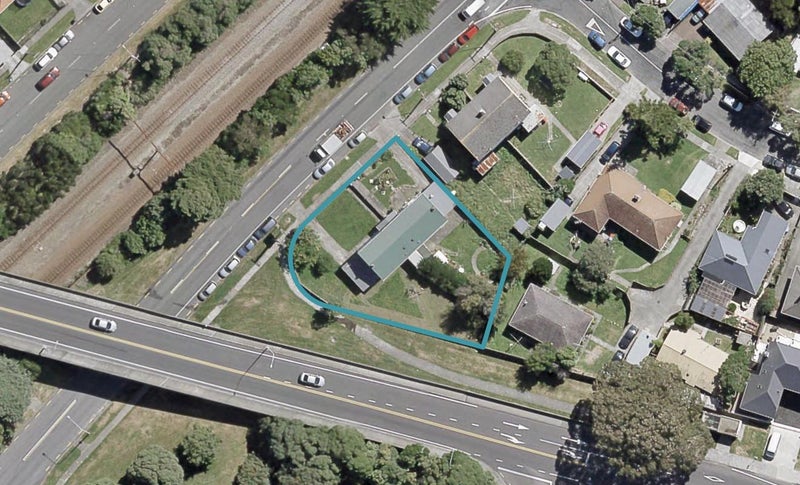 2/102 Cambridge Terrace, Fairfield, Lower Hutt - Carousel 1