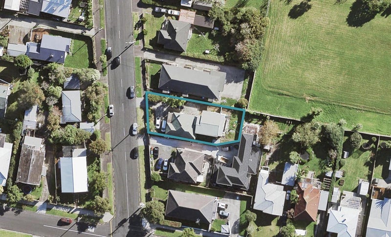 66 Bollard Avenue, New Windsor, Auckland - Carousel 1