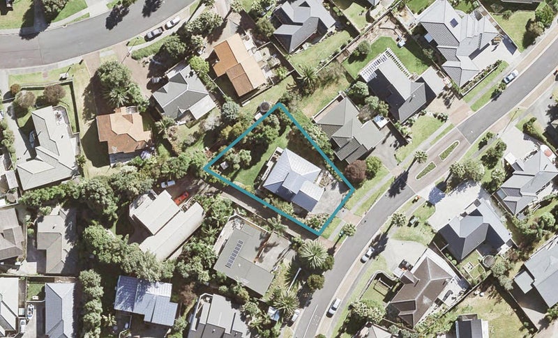 21 Coralsea Way, Arkles Bay, Whangaparaoa - Carousel 1